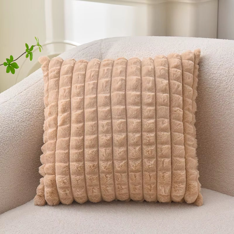Wholesale Solid Color Cushion Cover Home Decorative Faux Rabbit Fur Cushion Cover Sofa Pillow Cover