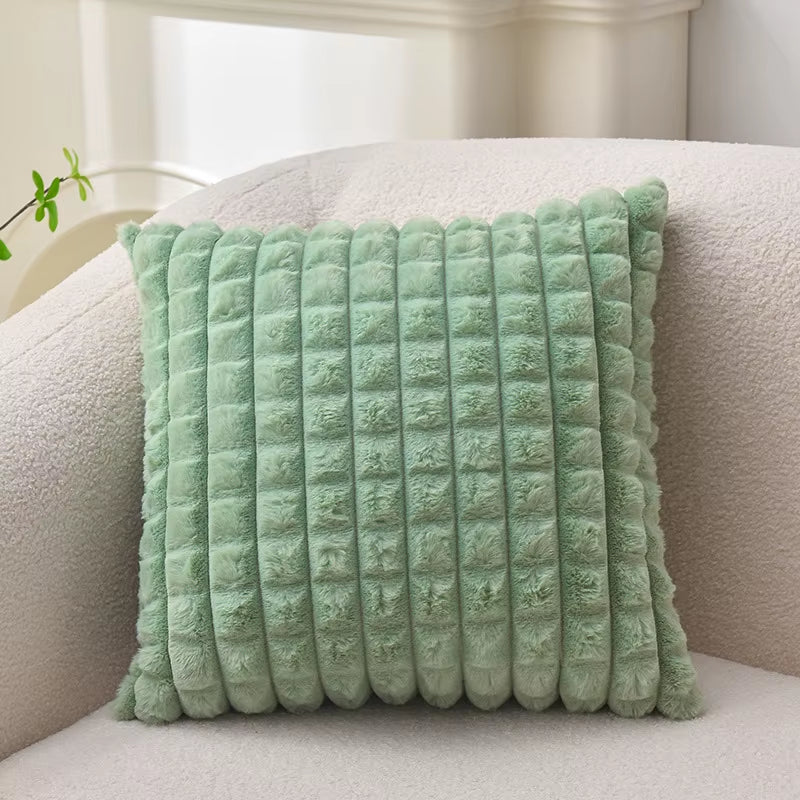 Wholesale Solid Color Cushion Cover Home Decorative Faux Rabbit Fur Cushion Cover Sofa Pillow Cover